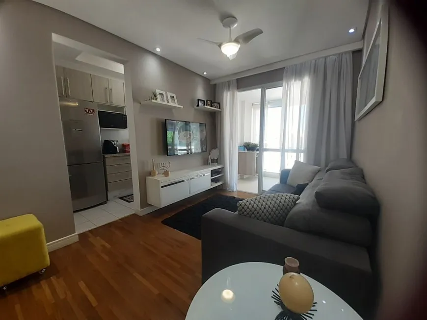 Foto 1 de Apartamento com 2 Quartos à venda, 67m² em Vila Anastácio, São Paulo