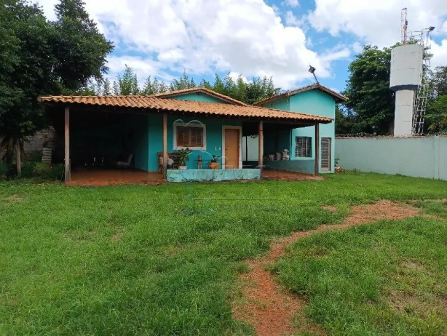 Foto 1 de Fazenda/Sítio com 3 Quartos à venda, 167m² em Jurucê, Jardinópolis