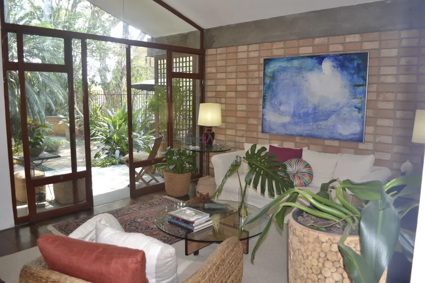 Foto 1 de Casa de Condomínio com 4 Quartos à venda, 460m² em Cidade Jardim, São Paulo