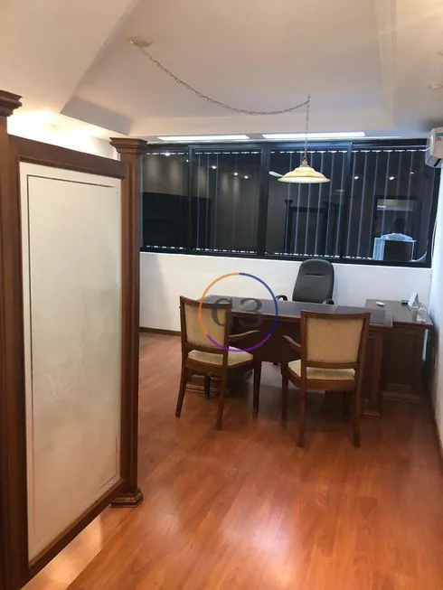 Foto 1 de Sala Comercial para venda ou aluguel, 100m² em Centro, Pelotas