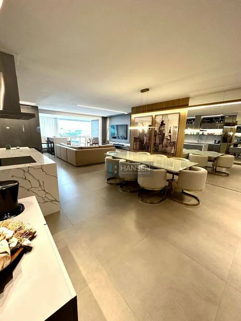 Foto 1 de Apartamento com 3 Quartos à venda, 164m² em América, Joinville