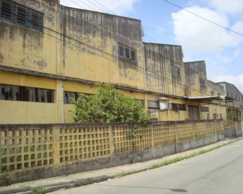 Foto 1 de Galpão/Depósito/Armazém para alugar, 2203m² em Vila Ferreira, Itaquaquecetuba