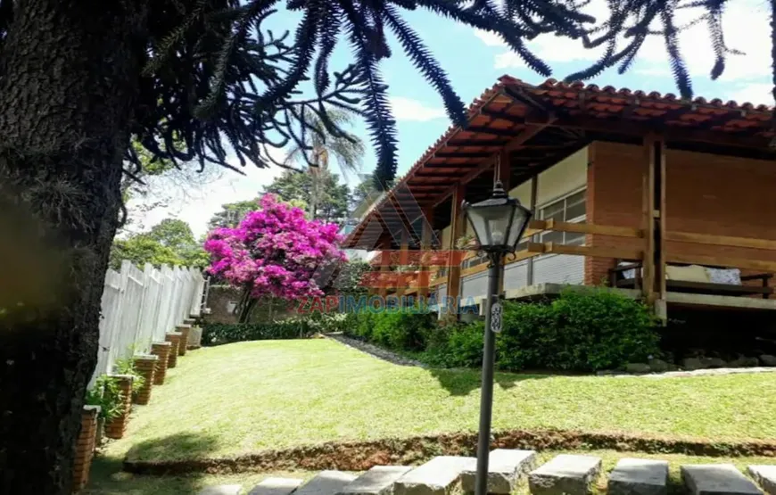 Foto 1 de Casa com 4 Quartos à venda, 321m² em Jardim Comendador Cardoso, Bragança Paulista