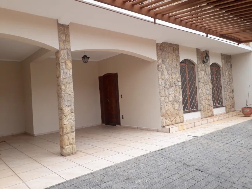 Foto 1 de Casa com 3 Quartos para alugar, 327m² em Jardim Vera Cruz, Jundiaí