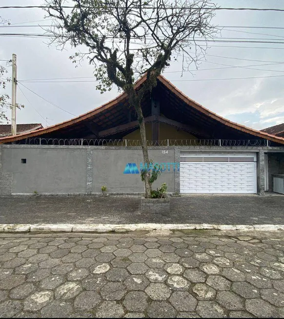 Foto 1 de Casa com 4 Quartos à venda, 89m² em Vila Tupi, Praia Grande