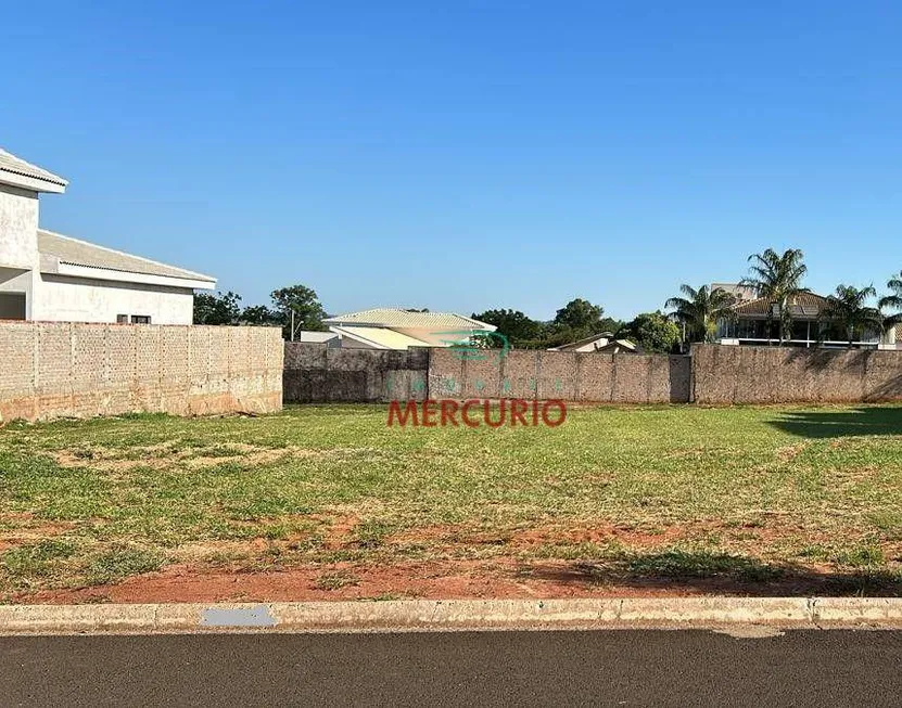 Foto 1 de Lote/Terreno à venda, 510m² em Centro, Piratininga