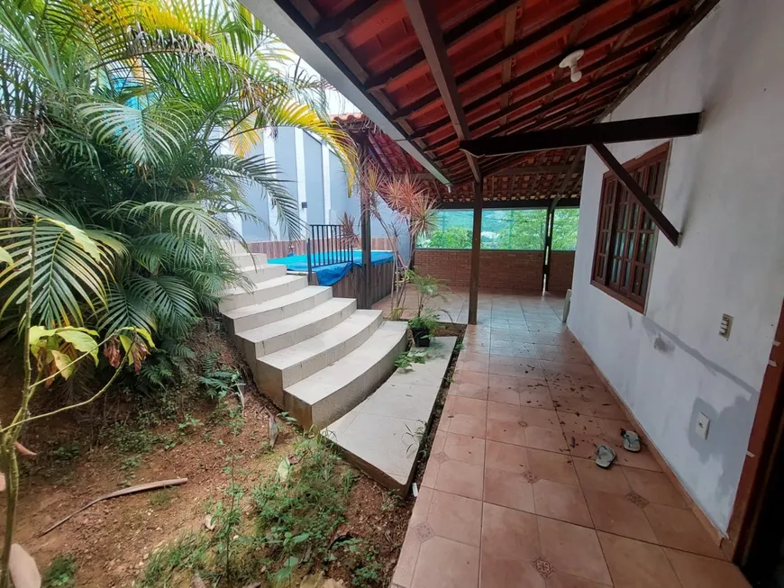 Foto 1 de Casa com 2 Quartos à venda, 240m² em Santana, Sabará