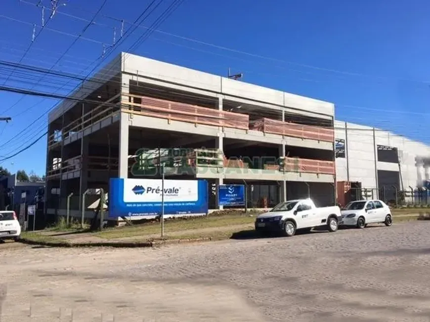 Foto 1 de Galpão/Depósito/Armazém para alugar, 3200m² em Distrito Industrial, Caxias do Sul