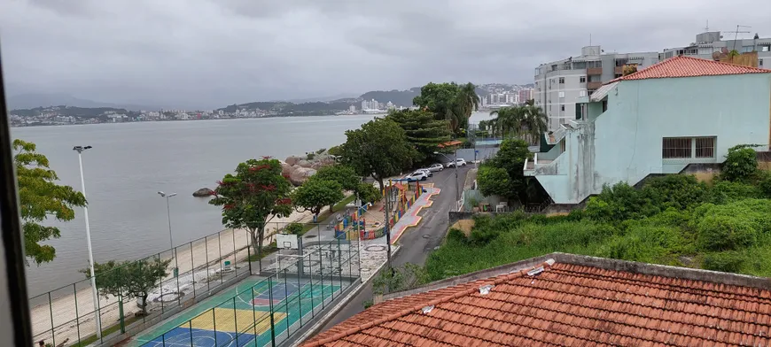 Foto 1 de Cobertura com 4 Quartos à venda, 179m² em Coqueiros, Florianópolis
