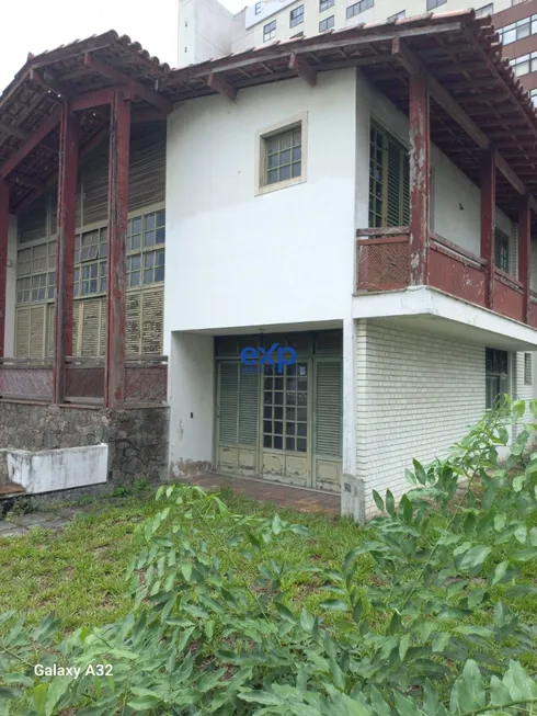 Foto 1 de Casa com 8 Quartos à venda, 800m² em Kalilandia, Feira de Santana