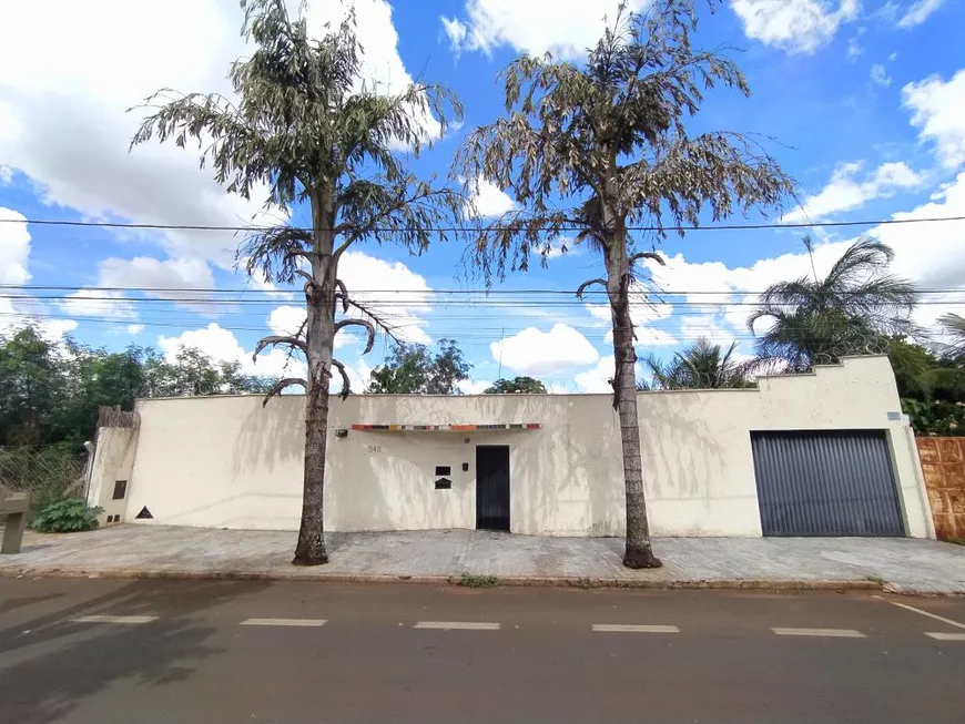 Foto 1 de Casa com 4 Quartos à venda, 357m² em Cidade Jardim, Uberlândia