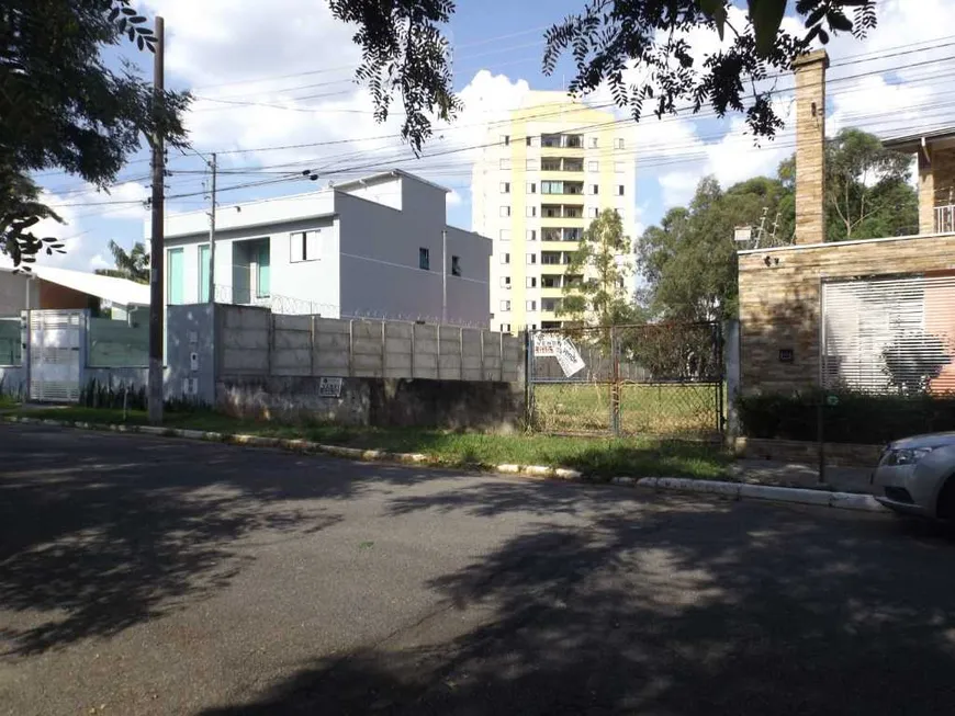 Foto 1 de Lote/Terreno à venda, 700m² em Parque dos Príncipes, São Paulo