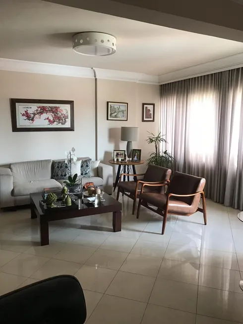 Foto 1 de Apartamento com 3 Quartos à venda, 138m² em Caminho Das Árvores, Salvador