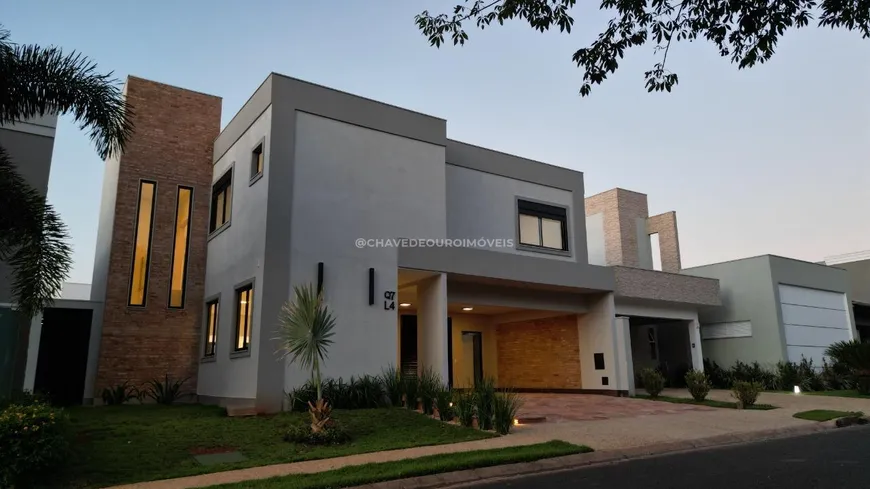 Foto 1 de Casa de Condomínio com 4 Quartos à venda, 316m² em Jardim do Lago, Uberaba