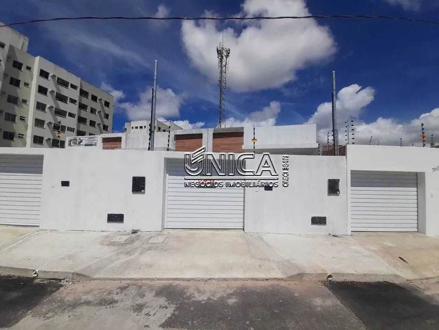 Foto 1 de Casa com 2 Quartos à venda, 47m² em Marivan, Aracaju