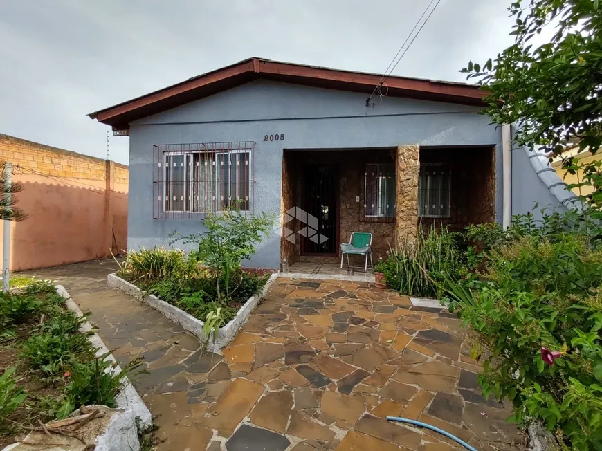 Foto 1 de Casa com 2 Quartos à venda, 130m² em Niterói, Canoas