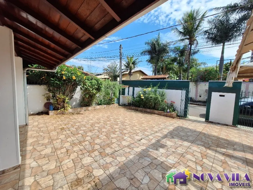 Foto 1 de Casa com 2 Quartos à venda, 90m² em Jardim Roseira de Cima, Jaguariúna