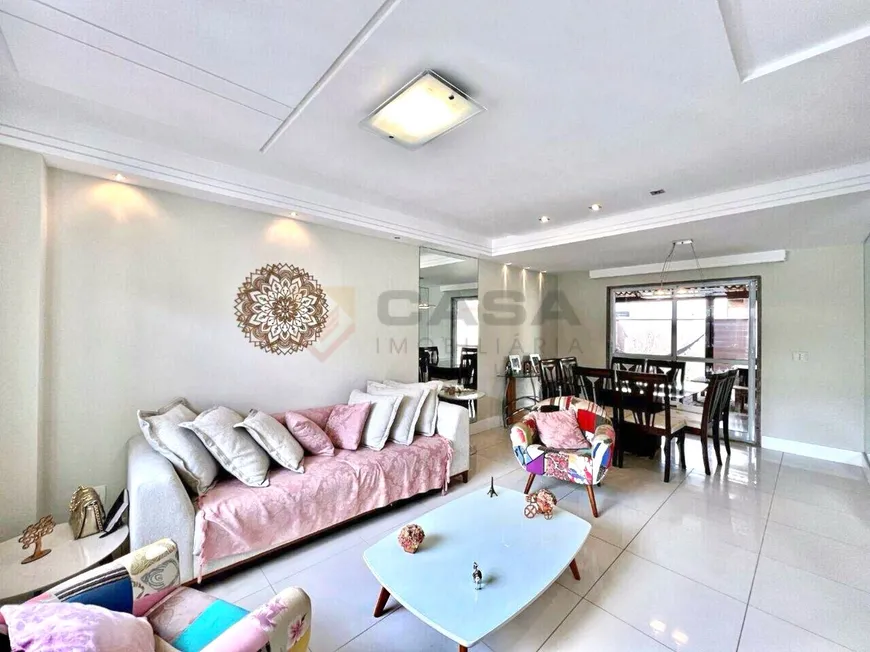 Foto 1 de Casa de Condomínio com 4 Quartos à venda, 220m² em Colina de Laranjeiras, Serra