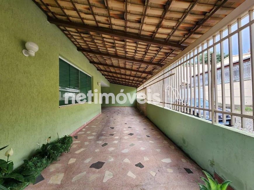 Foto 1 de Casa com 4 Quartos à venda, 190m² em Santo André, Belo Horizonte