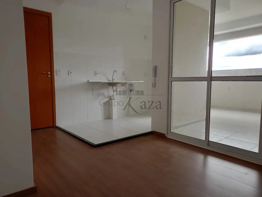 Foto 1 de Apartamento com 3 Quartos à venda, 65m² em Condominio Residencial Colinas do Paratehy, São José dos Campos