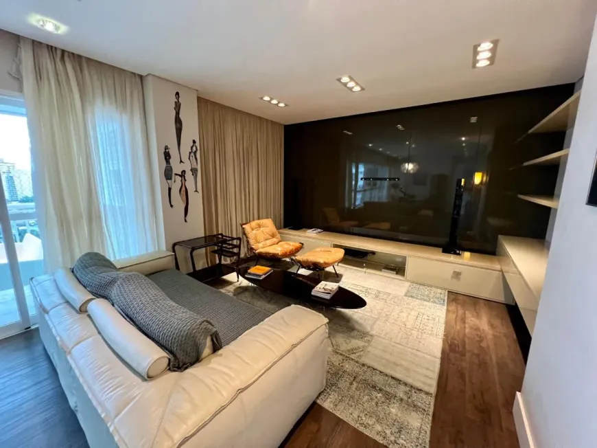 Foto 1 de Apartamento com 2 Quartos à venda, 189m² em Centro, Joinville