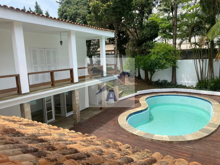 Foto 1 de Casa com 4 Quartos para venda ou aluguel, 450m² em Alto Da Boa Vista, São Paulo