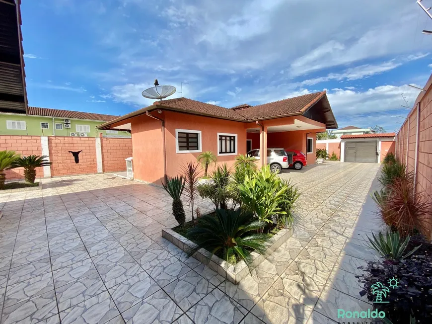 Foto 1 de Casa com 2 Quartos à venda, 178m² em Maitinga, Bertioga