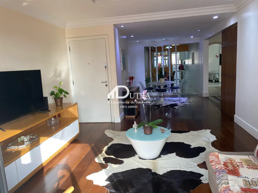 Foto 1 de Apartamento com 3 Quartos à venda, 136m² em Pompeia, Santos