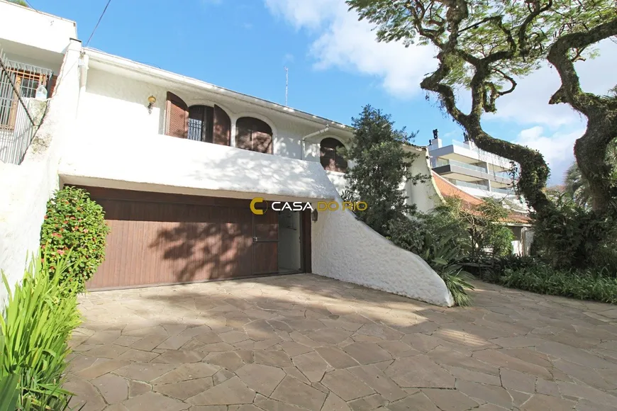 Foto 1 de Casa com 3 Quartos à venda, 466m² em Vila Conceição, Porto Alegre