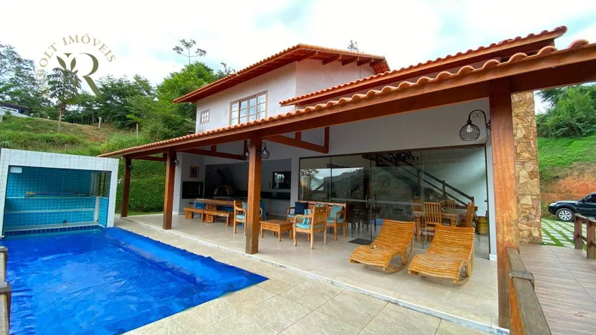 Foto 1 de Casa com 4 Quartos à venda, 3000m² em Secretário, Petrópolis