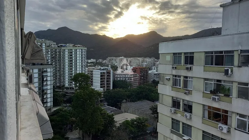 Foto 1 de Apartamento com 3 Quartos à venda, 84m² em Leblon, Rio de Janeiro