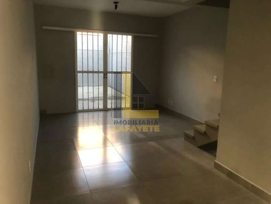 Foto 1 de Casa de Condomínio com 2 Quartos à venda, 70m² em Parque Residencial Universo, São José do Rio Preto