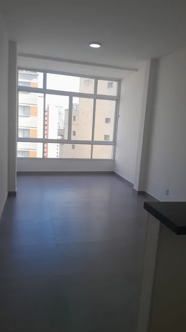 Foto 1 de Kitnet com 1 Quarto para alugar, 37m² em Santa Cecília, São Paulo