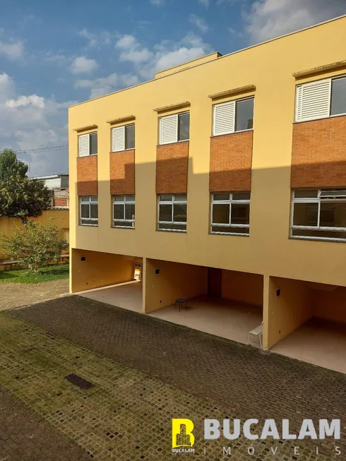 Foto 1 de Casa de Condomínio com 3 Quartos para alugar, 126m² em Jardim Oliveiras, Taboão da Serra