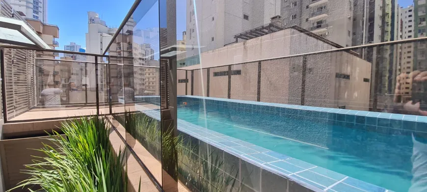 Foto 1 de Apartamento com 3 Quartos à venda, 186m² em Centro, Balneário Camboriú