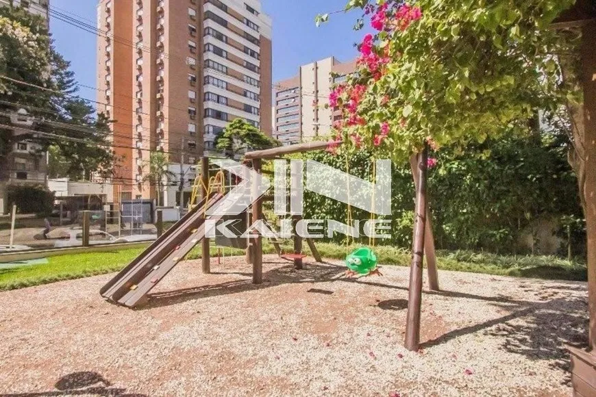 Foto 1 de Apartamento com 3 Quartos à venda, 84m² em Mont' Serrat, Porto Alegre