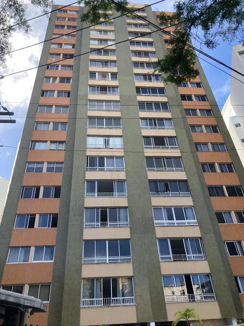 Foto 1 de Apartamento com 4 Quartos à venda, 130m² em Barra Avenida, Salvador