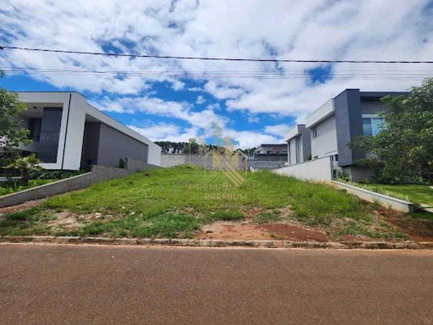 Foto 1 de Lote/Terreno à venda, 806m² em Vale dos Pinheiros, Atibaia