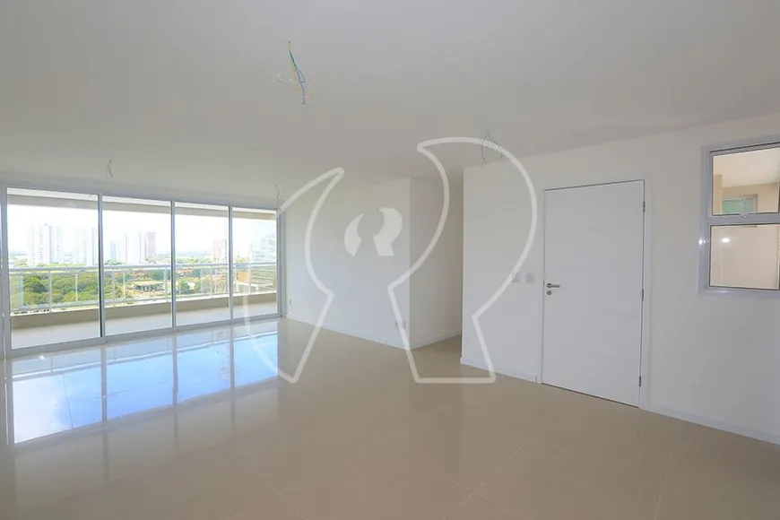 Foto 1 de Apartamento com 4 Quartos à venda, 189m² em Engenheiro Luciano Cavalcante, Fortaleza