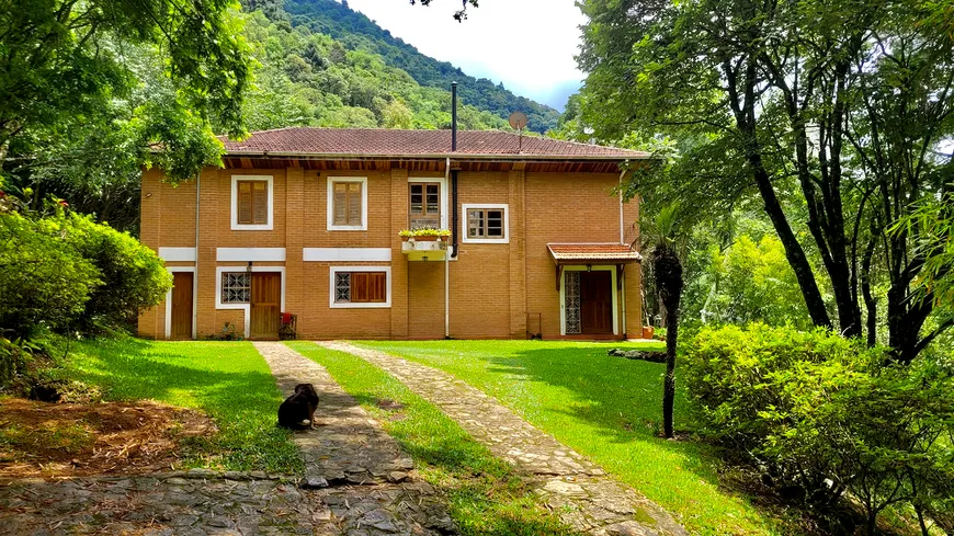 Foto 1 de Fazenda/Sítio com 4 Quartos à venda, 617400m² em Zona Rural, São Bento do Sapucaí