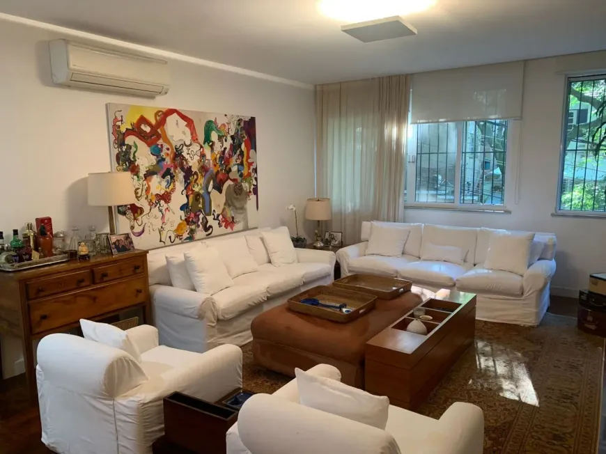 Foto 1 de Apartamento com 3 Quartos à venda, 162m² em Gávea, Rio de Janeiro