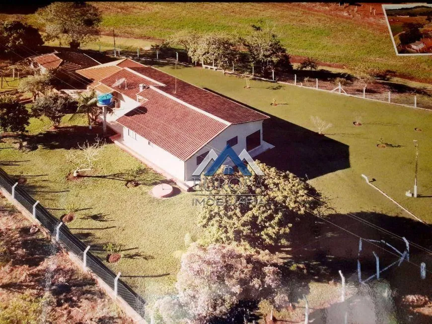 Foto 1 de Fazenda/Sítio com 3 Quartos à venda, 250m² em Usina Três Bocas, Londrina
