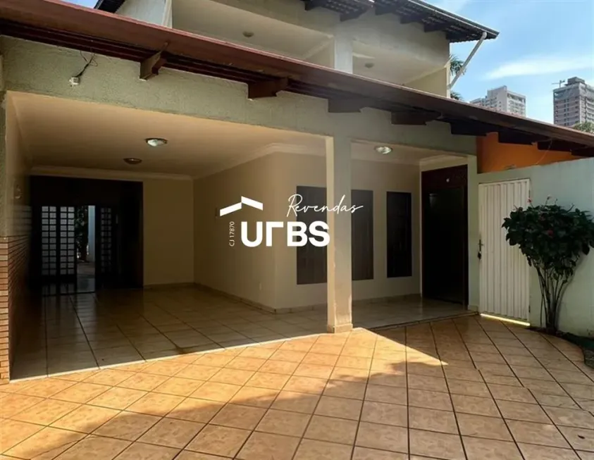 Foto 1 de Casa com 4 Quartos à venda, 350m² em Jardim América, Goiânia