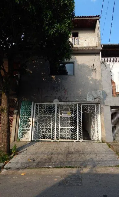 Foto 1 de Casa com 2 Quartos à venda, 180m² em Parque Guarani, São Paulo