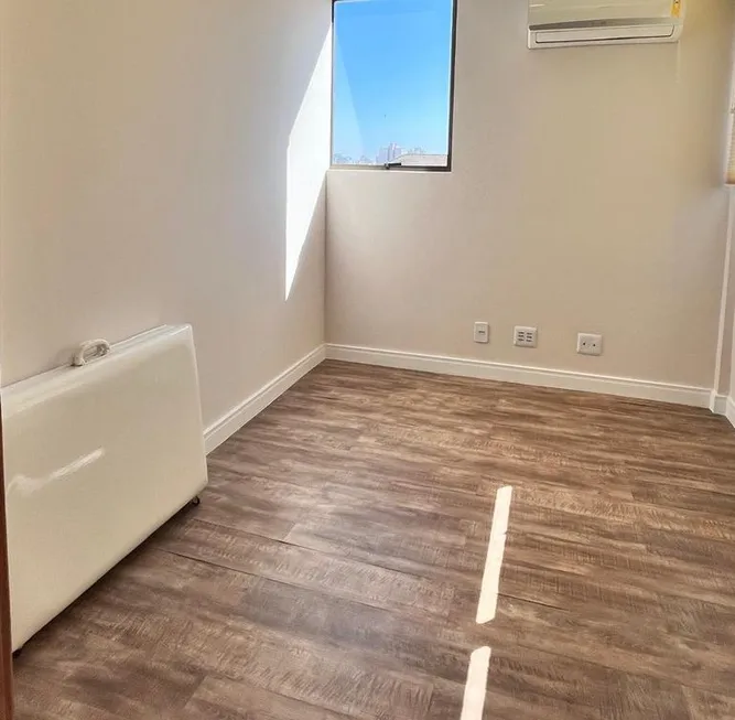 Foto 1 de Sala Comercial à venda, 42m² em Moinhos de Vento, Porto Alegre