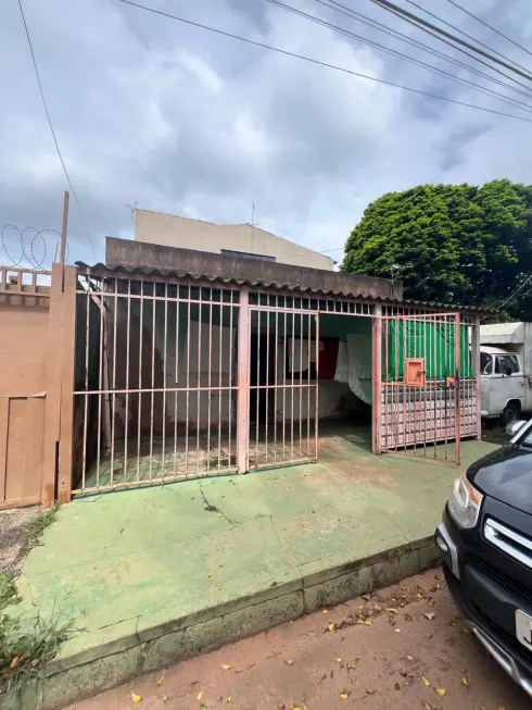 Foto 1 de Casa com 3 Quartos à venda, 150m² em Recanto das Emas, Brasília