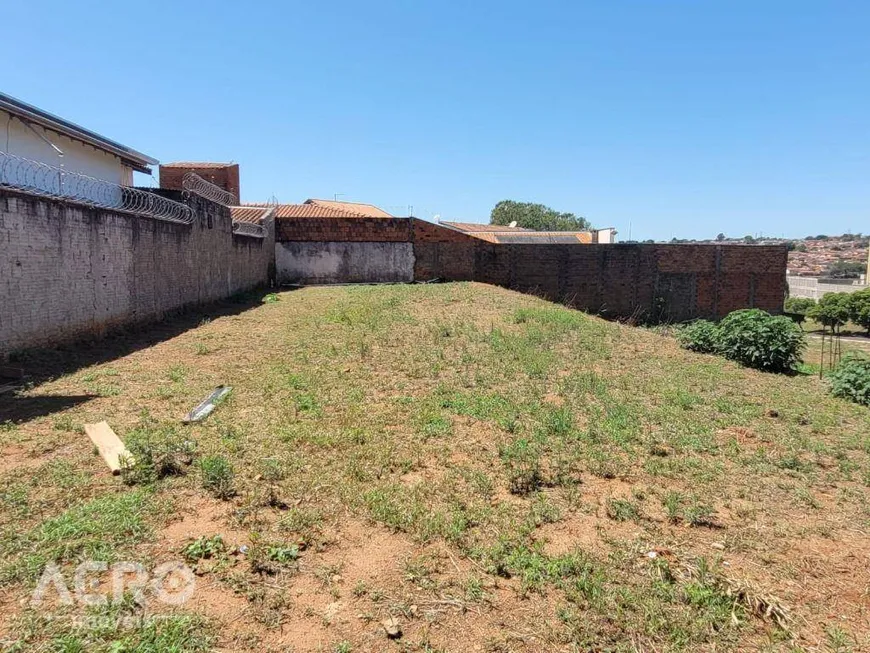 Foto 1 de Lote/Terreno à venda, 270m² em Jardim Marambá, Bauru