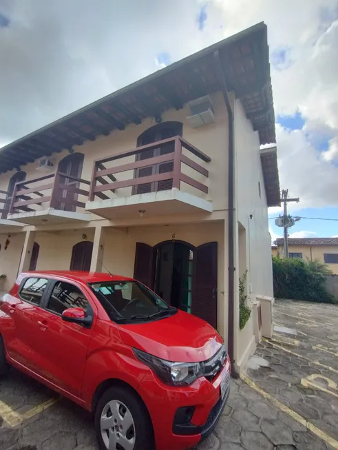 Foto 1 de Casa de Condomínio com 2 Quartos à venda, 65m² em Ogiva, Cabo Frio