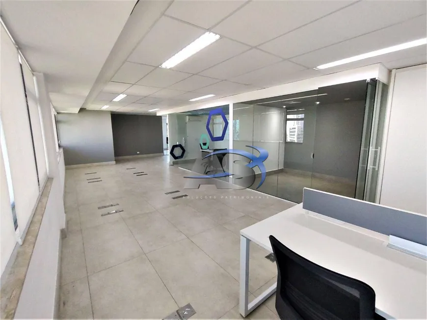 Foto 1 de Sala Comercial para alugar, 130m² em Moema, São Paulo