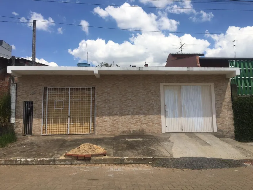 Foto 1 de Imóvel Comercial com 1 Quarto à venda, 131m² em Vargas, Sapucaia do Sul